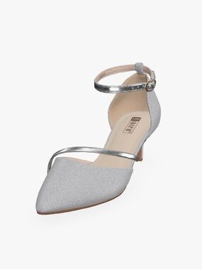 IDIFU Silver Pointed Low Kitten Heel Ankle Strap Pumps